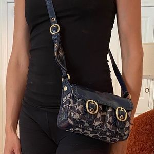 Like NEW navy Coach cross body!
